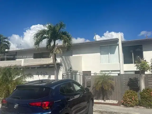 3 bedroom 2 bath Residential for sale at 11383 SW 65th, Miami FL 33173