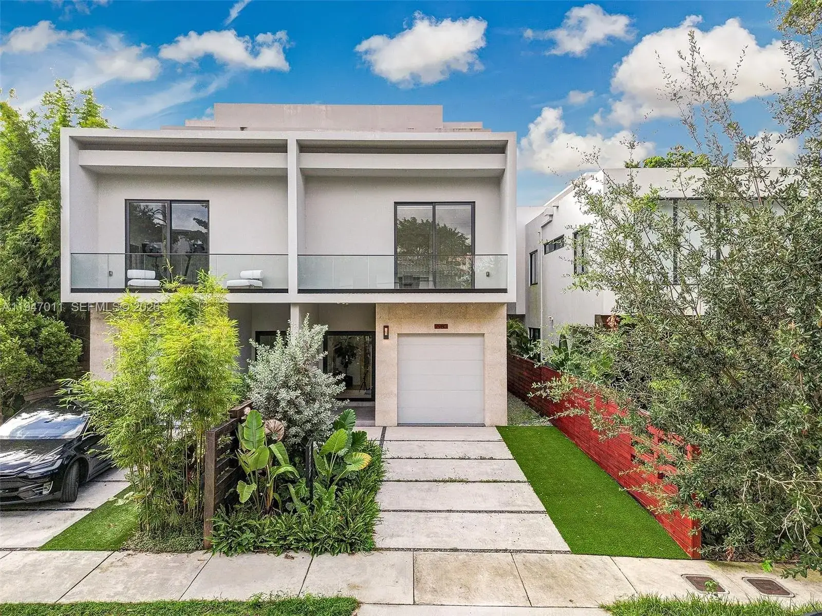 5 bedroom 5 bath Residential for sale at 2980 Coconut Ave, Miami FL 33133