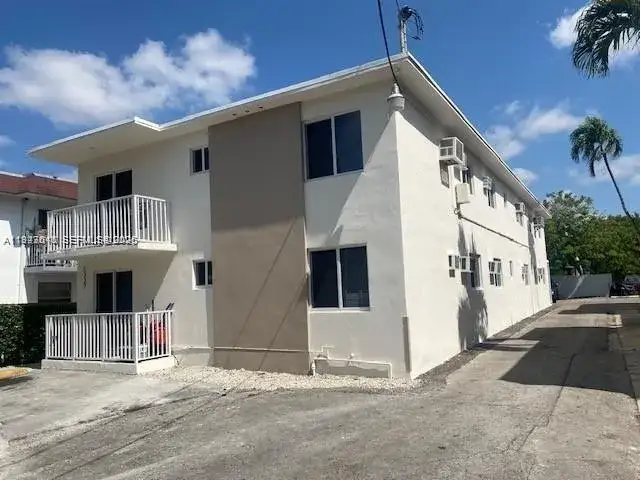 2 bedroom 1 bath Residential Lease for rent at 1327 SW 3 St # 3, Miami FL 33135