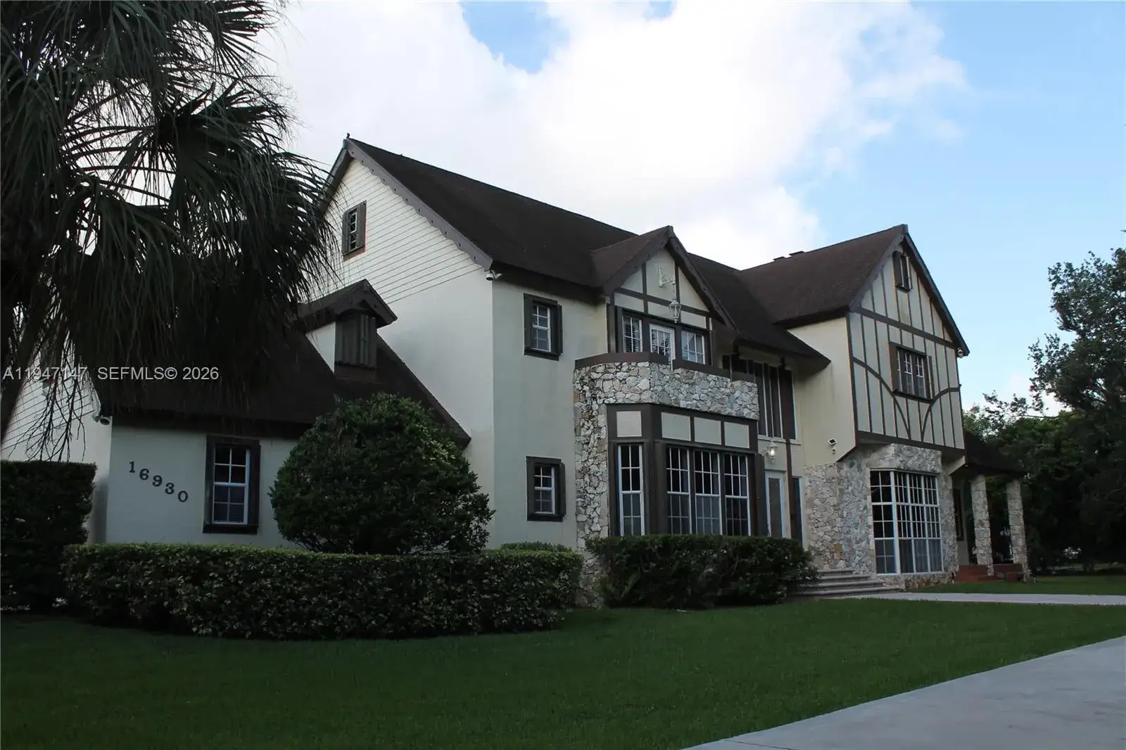 4 bedroom 4 bath Residential for sale at 16930 SW 266th Ter, Homestead FL 33031