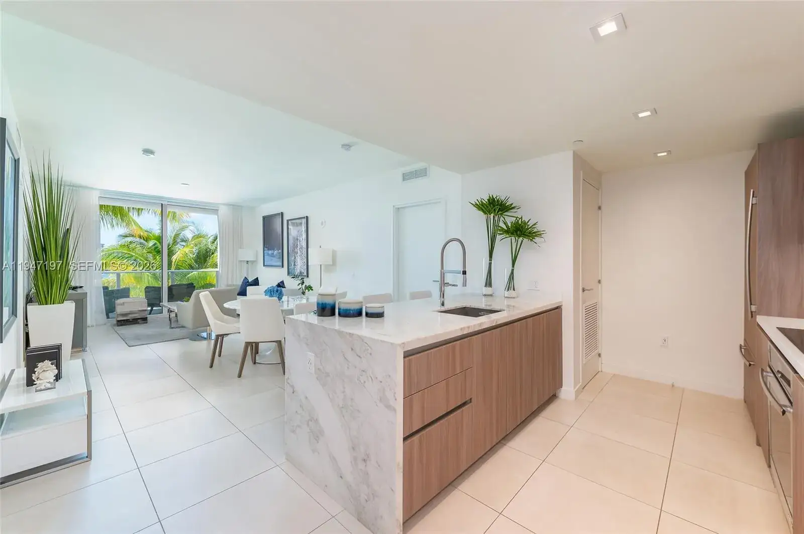 2 bedroom 2 bath Residential Lease for rent at 401 N Birch Rd # 502, Fort Lauderdale FL 33304