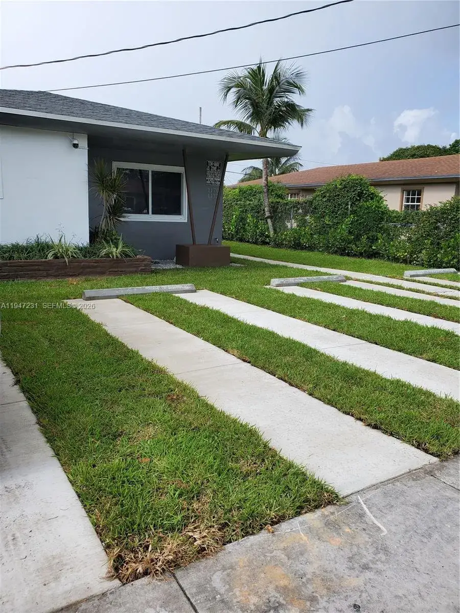 2 bedroom 1 bath Residential Lease for rent at 1170 NE 111th St # 1170, Miami FL 33161