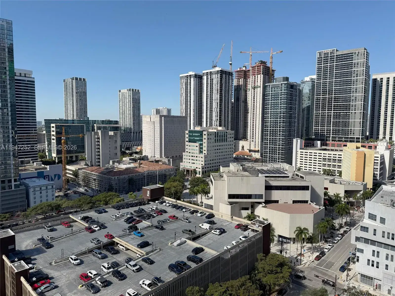 1 bedroom 1 bath Residential for sale at 133 NE 2nd Ave # 2107, Miami FL 33132