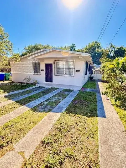 2 bedroom 2 bath Residential Lease for rent at 220 NW 51st St # 222, Miami FL 33127