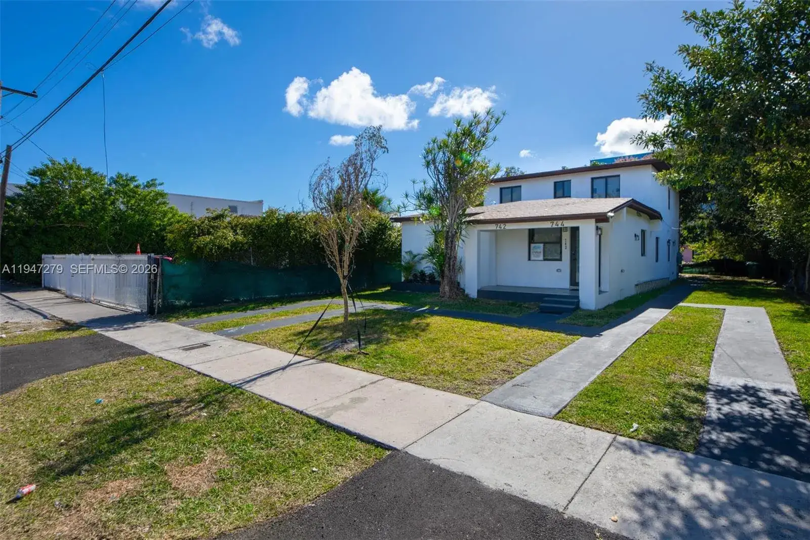 3 bedroom 2 bath Residential Lease for rent at 742 NW 70th St # 1, Miami FL 33150