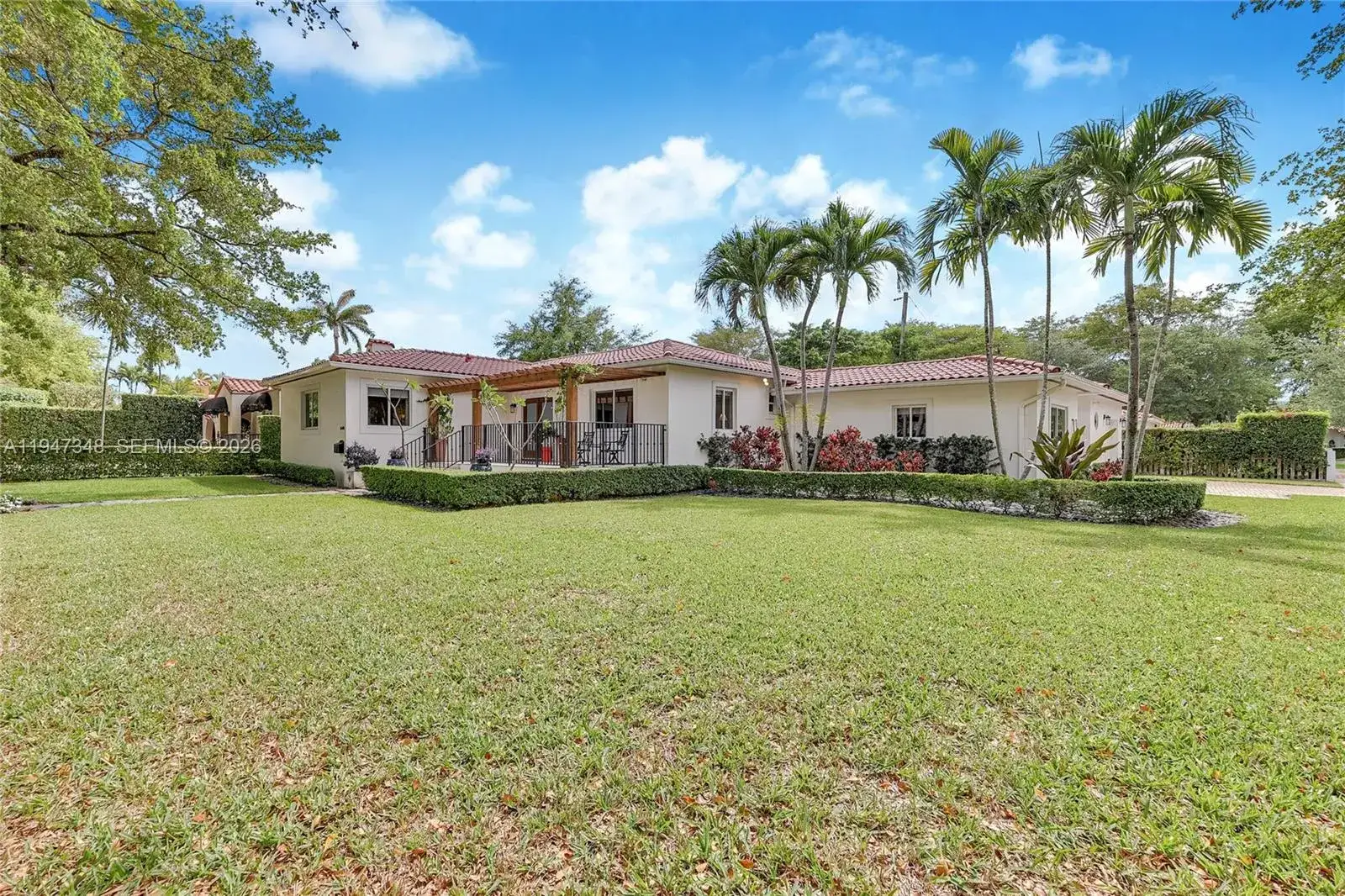 3 bedroom 3 bath Residential for sale at 1402 Tangier St, Coral Gables FL 33134