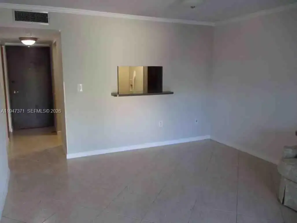 1 bedroom 1 bath Residential Lease for rent at 5199 NW 7th St # 309, Miami FL 33126