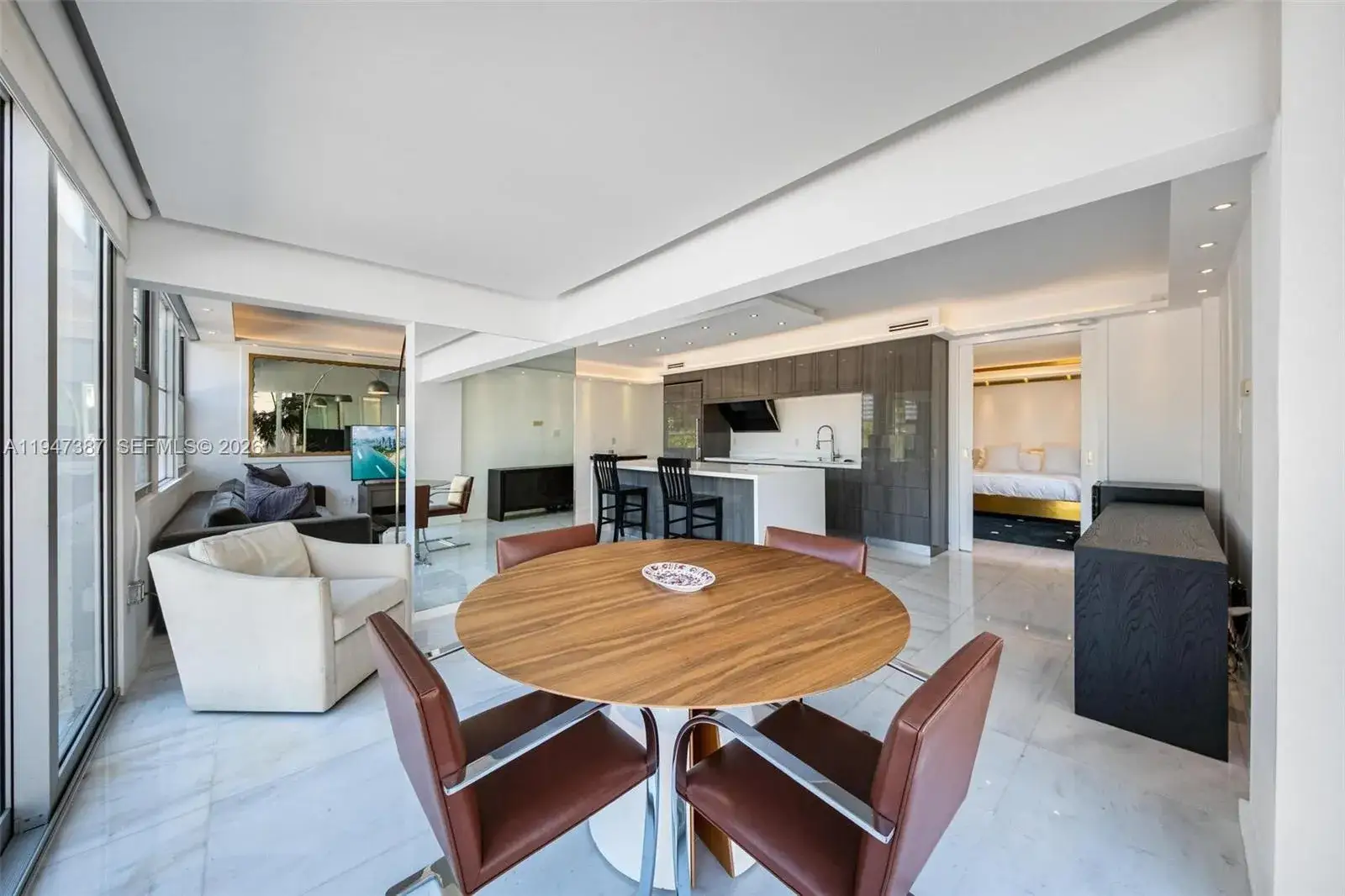 2 bedroom 3 bath Residential for sale at 3 Island Ave # 03C, Miami Beach FL 33139