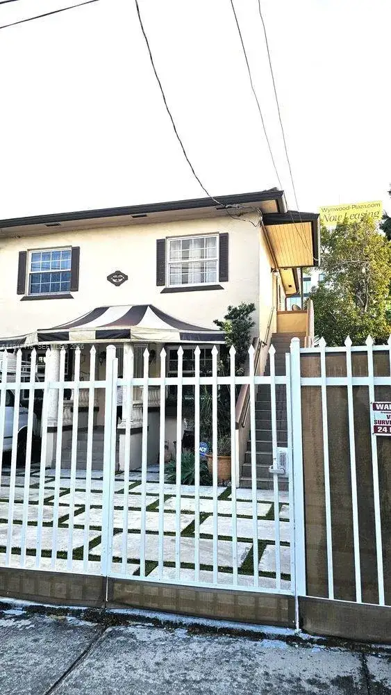 2 bedroom 1 bath Residential Lease for rent at 70 NW 31st Street # 2, Miami FL 33127
