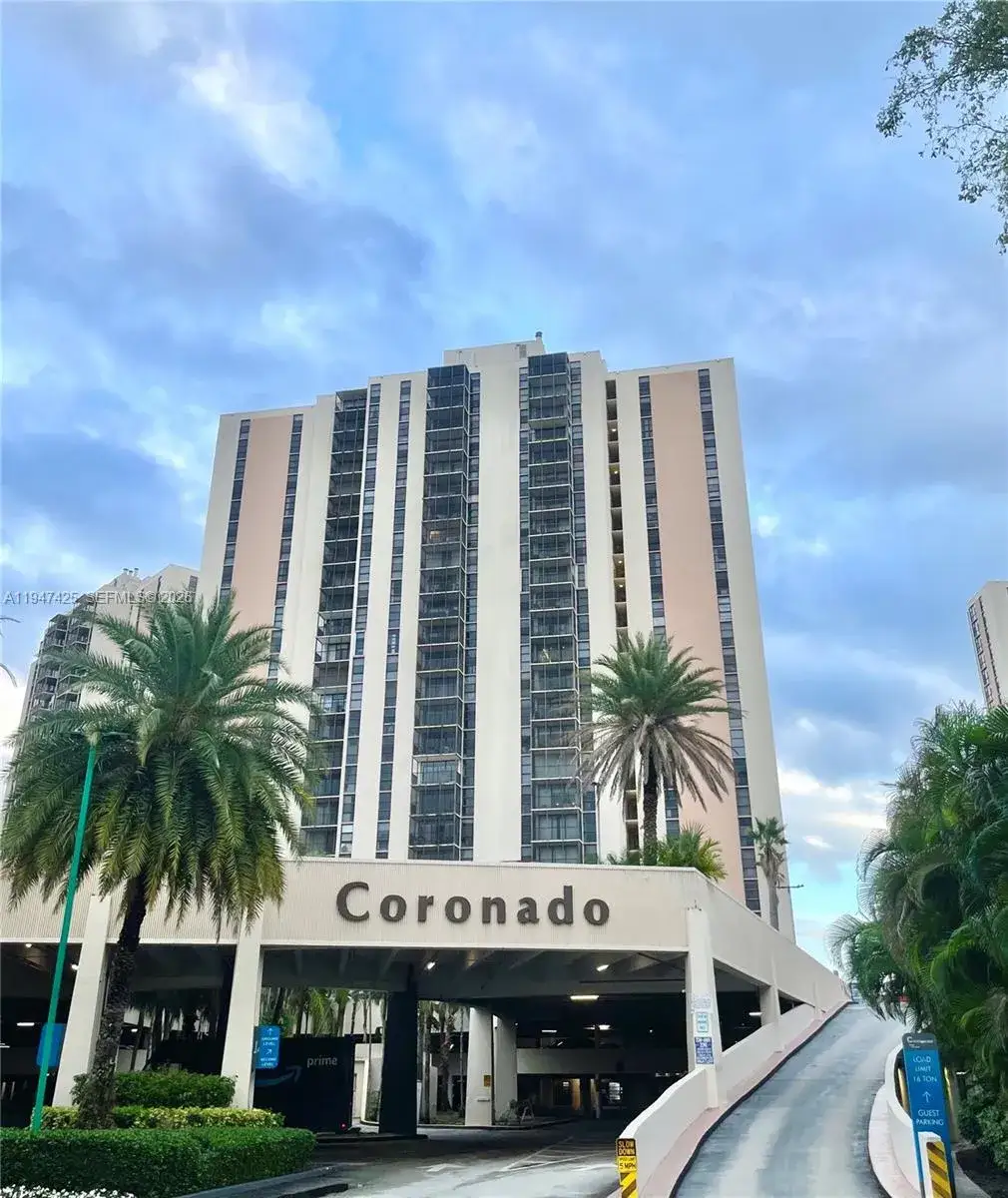 1 bedroom 1 bath Residential for sale at 20335 W Country Club Dr # 405, Aventura FL 33180