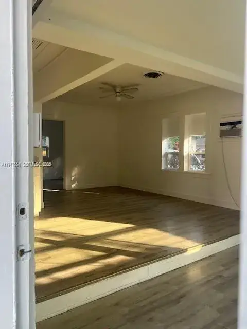 2 bedroom 1 bath Residential Lease for rent at 231 NE 56th St # 1, Miami FL 33137