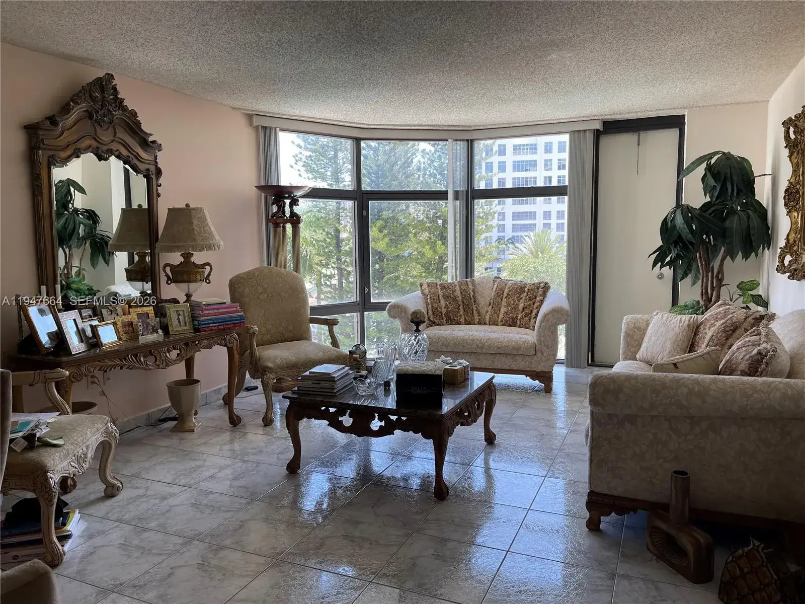 2 bedroom 2 bath Residential for sale at 20100 W Country Club Dr # 507, Aventura FL 33180