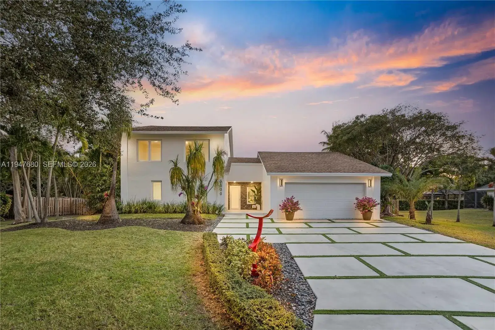 5 bedroom 4 bath Residential for sale at 8500 SW 179th St, Palmetto Bay FL 33157