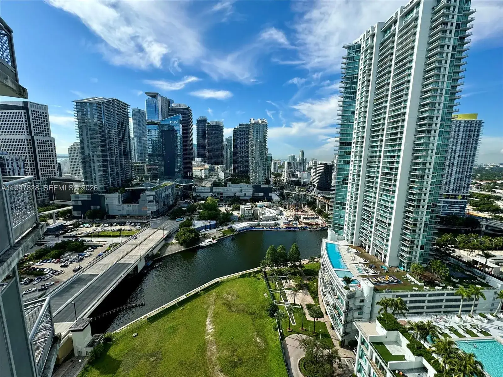 1 bedroom 1 bath Residential for sale at 350 S Miami Ave # 2912, Miami FL 33130