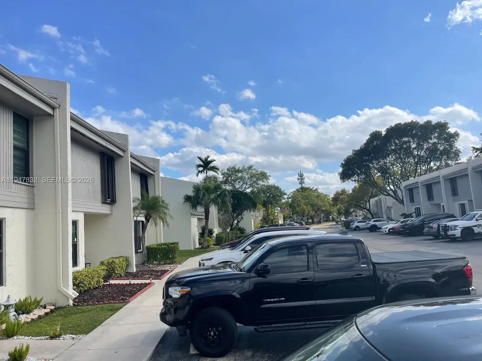 3 bedroom 2 bath Residential for sale at 1177 NW 98th Ter # 132, Pembroke Pines FL 33024