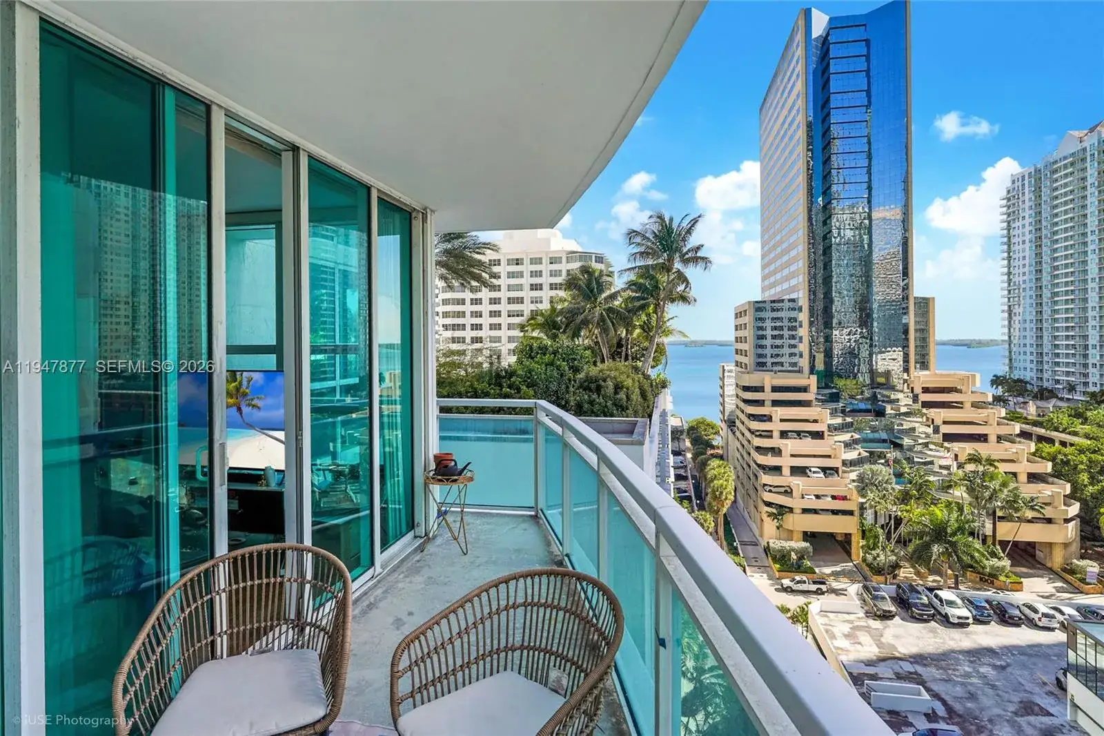 2 bedroom 2 bath Residential for sale at 951 Brickell Ave # 1110, Miami FL 33131