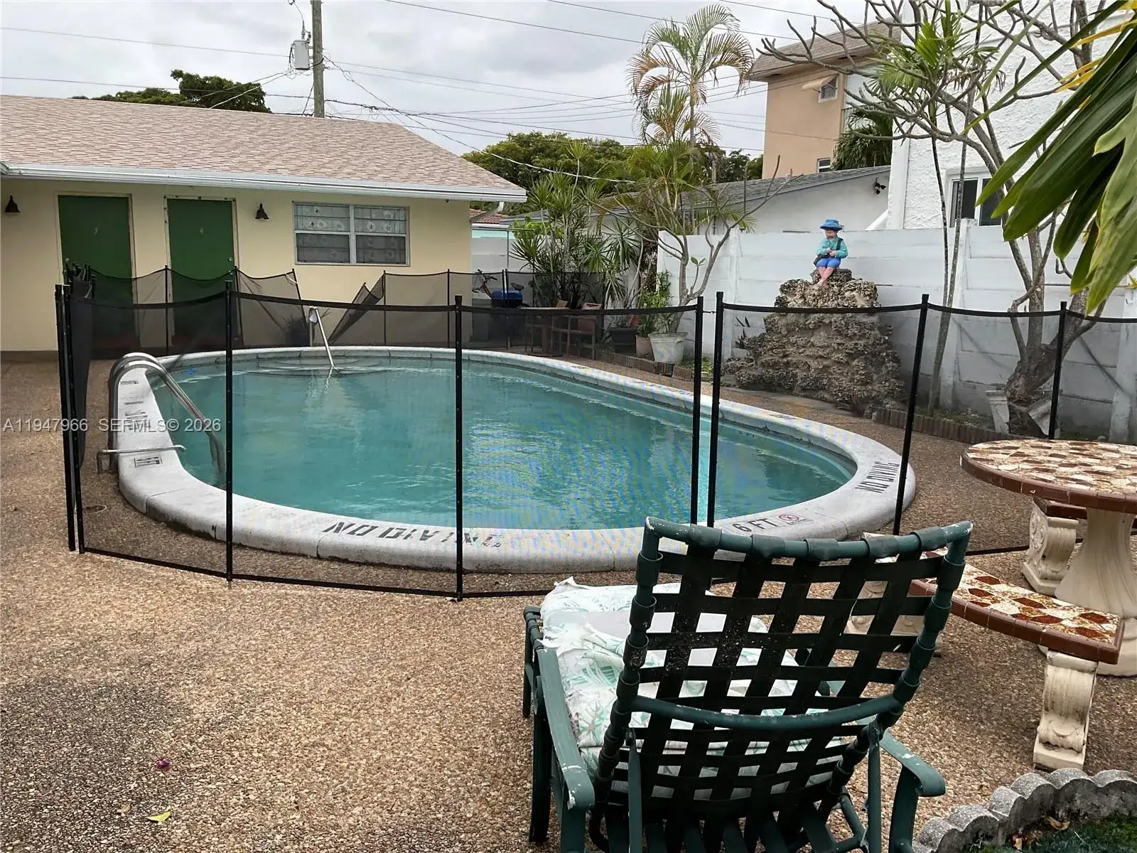 1 bedroom 1 bath Residential Lease for rent at 1830 Dewey St # 3, Hollywood FL 33020