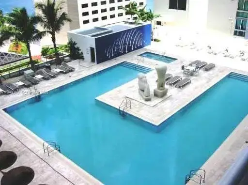 1 bedroom 1 bath Residential for sale at 325 S Biscayne Blvd # 3718, Miami FL 33131