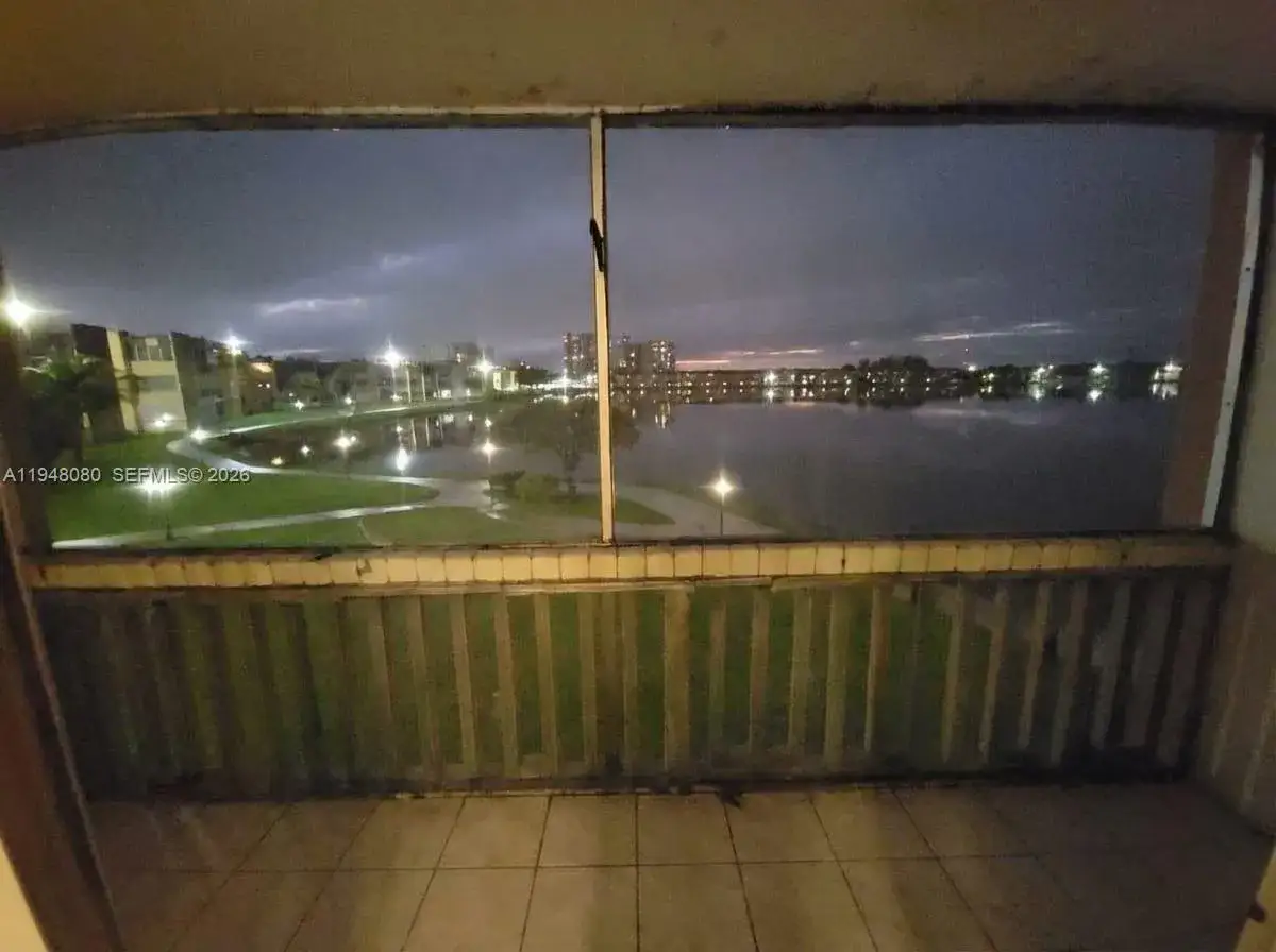 2 bedroom 2 bath Residential Lease for rent at 1591 NE Miami Gardens Dr # 205, Miami FL 33179
