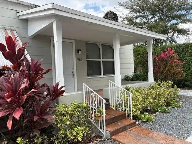 1 bedroom 1 bath Residential Lease for rent at 752 NW 24th Ct # 1, Miami FL 33125