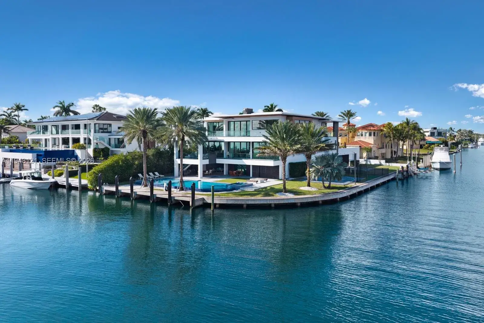 7 bedroom 7 bath Residential for sale at 13009 Mar St, Coral Gables FL 33156