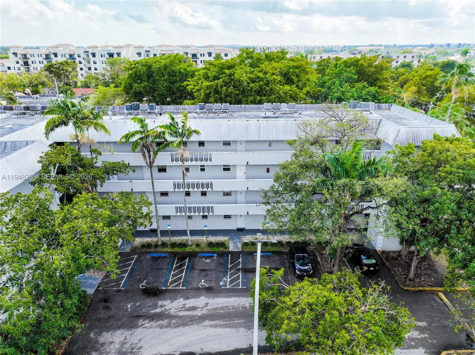 1 bedroom 1 bath Residential for sale at 17255 SW 95th Ave # 161, Palmetto Bay FL 33157