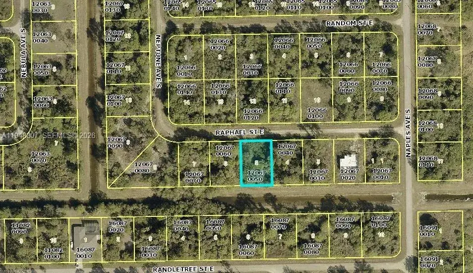 Land/Boat Docks for sale at 1238 RAPHAEL ST E, Lehigh Acres FL 33974