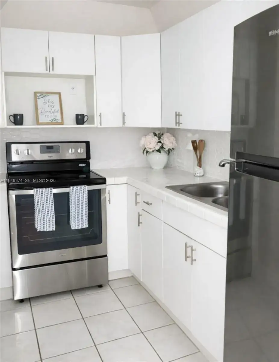2 bedroom 2 bath Residential for sale at 4845 NW 7th St # 5, Miami FL 33126