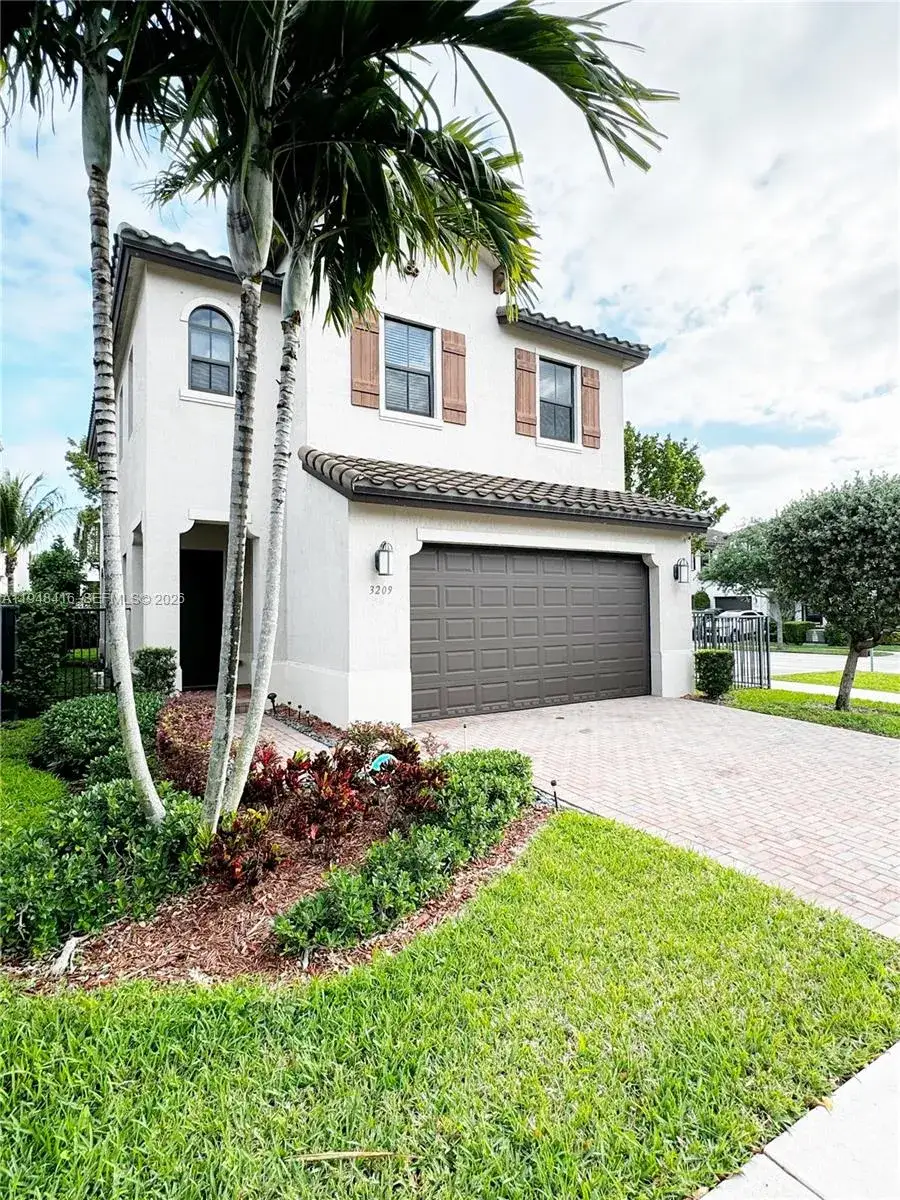 3 bedroom 2 bath Residential for sale at 3209 W 98th Pl, Hialeah FL 33018
