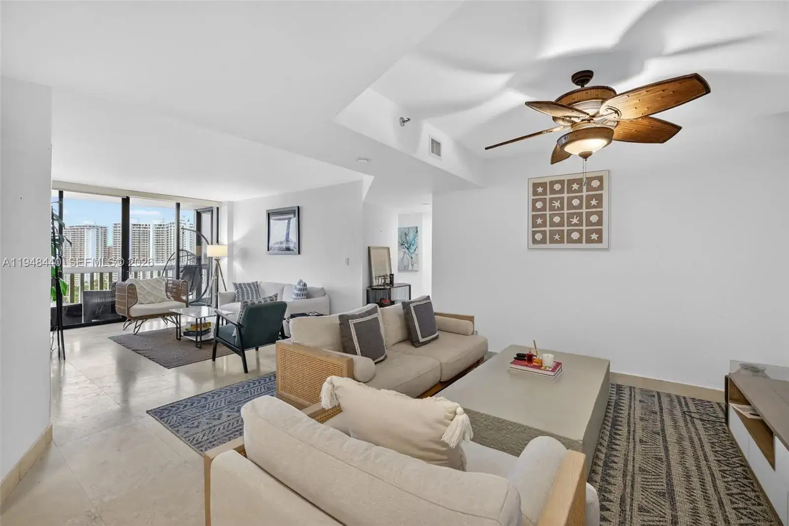 2 bedroom 2 bath Residential for sale at 1000 Island Blvd # 2105, Aventura FL 33160