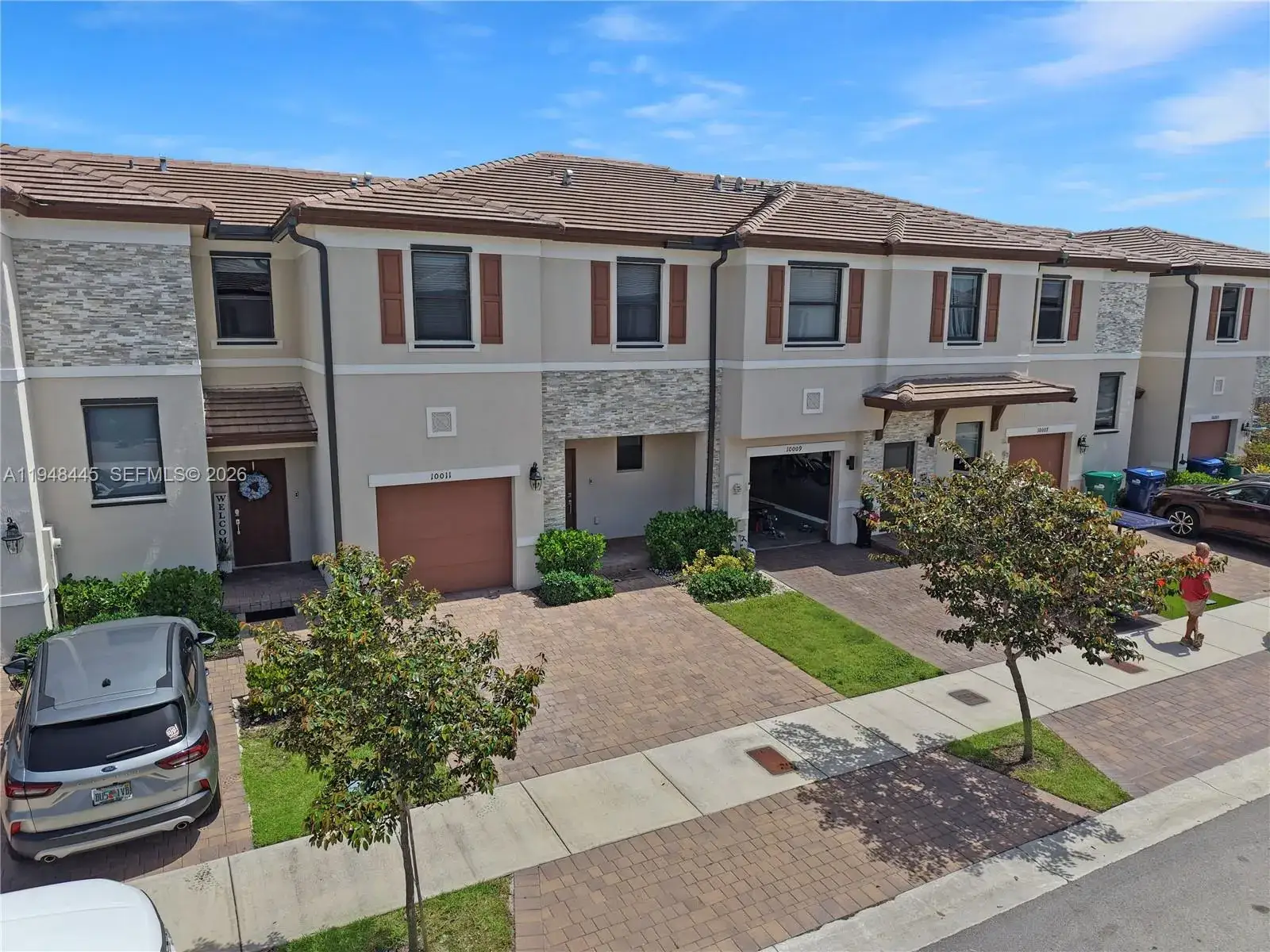 3 bedroom 2 bath Residential Lease for rent at 10011 SW 231st Ln # 0, Miami FL 33190