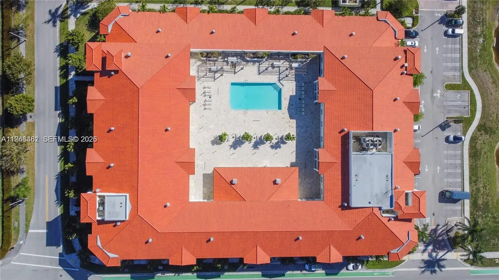 2 bedroom 2 bath Residential for sale at 10950 NW 82nd St # 319, Doral FL 33178