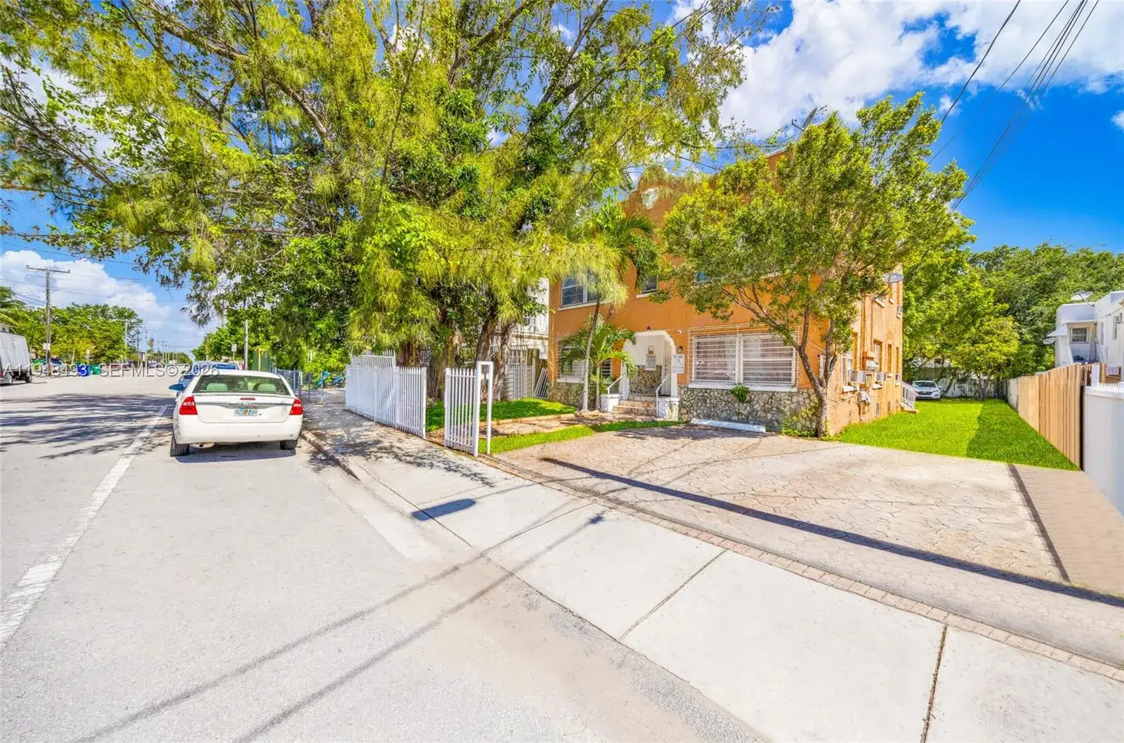 Residential Income for sale at 959 SW 6th St, Miami FL 33130