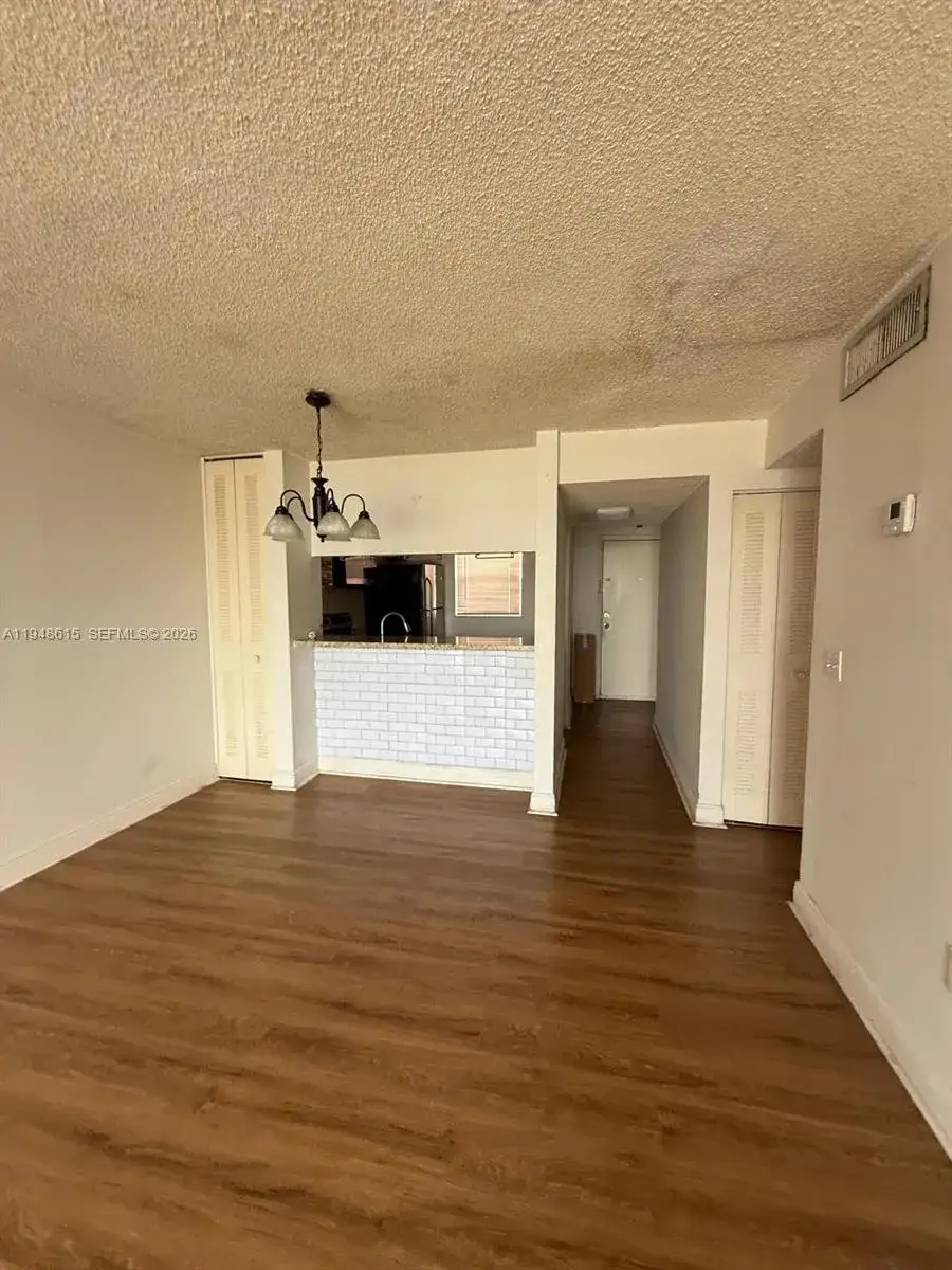 2 bedroom 2 bath Residential for sale at 19715 SW 114th Ave # 357, Miami FL 33157