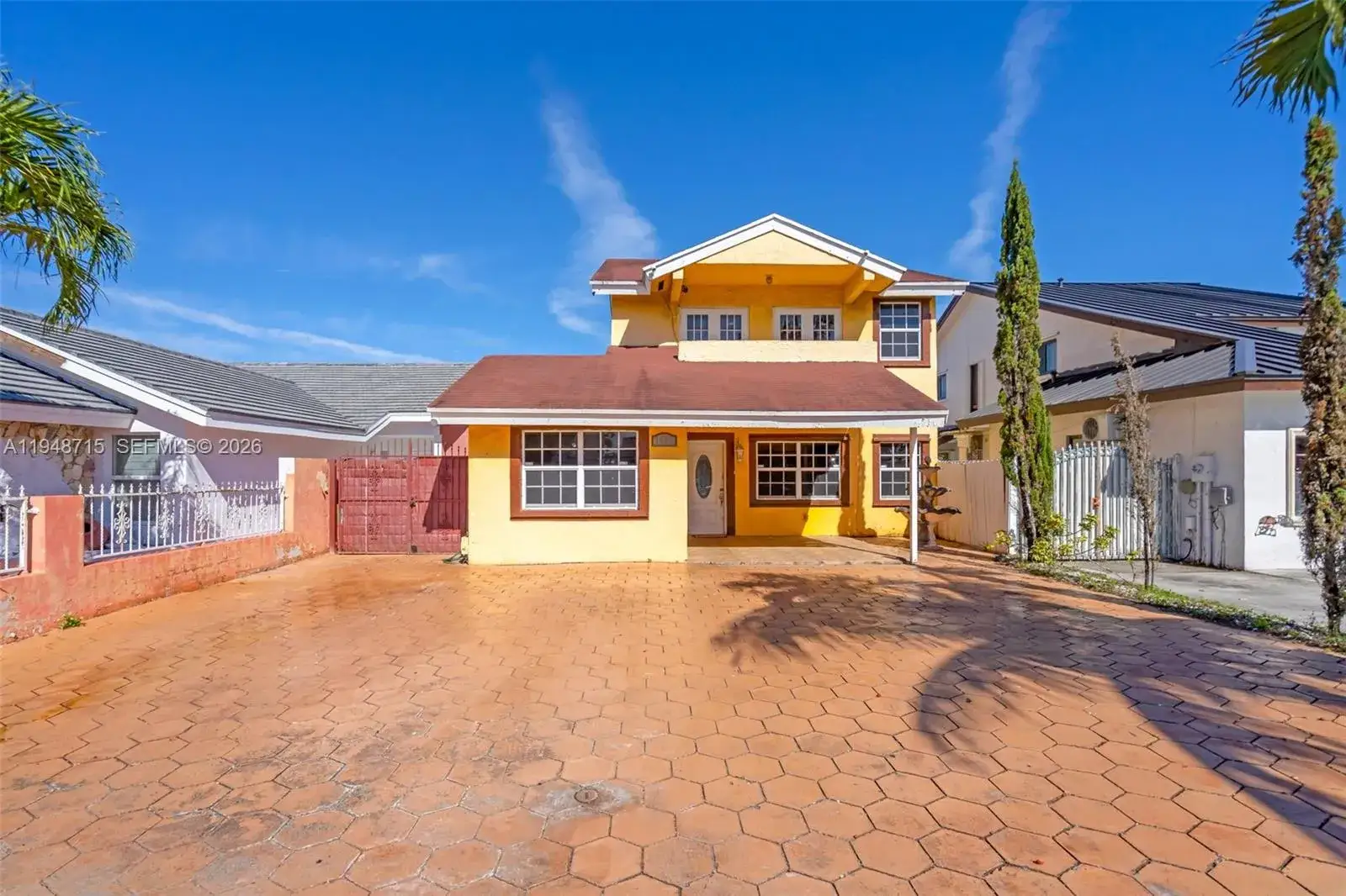 5 bedroom 3 bath Residential for sale at 9085 Grand Canal Dr, Miami FL 33174