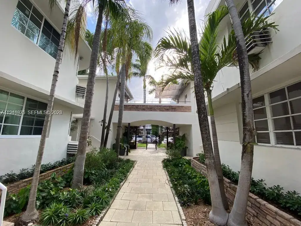 1 bath Residential for sale at 1601 Lenox Ave # 8, Miami Beach FL 33139