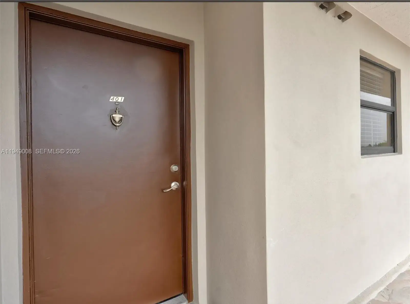 2 bedroom 2 bath Residential for sale at 10155 NW 9th St Cir # 401, Miami FL 33172
