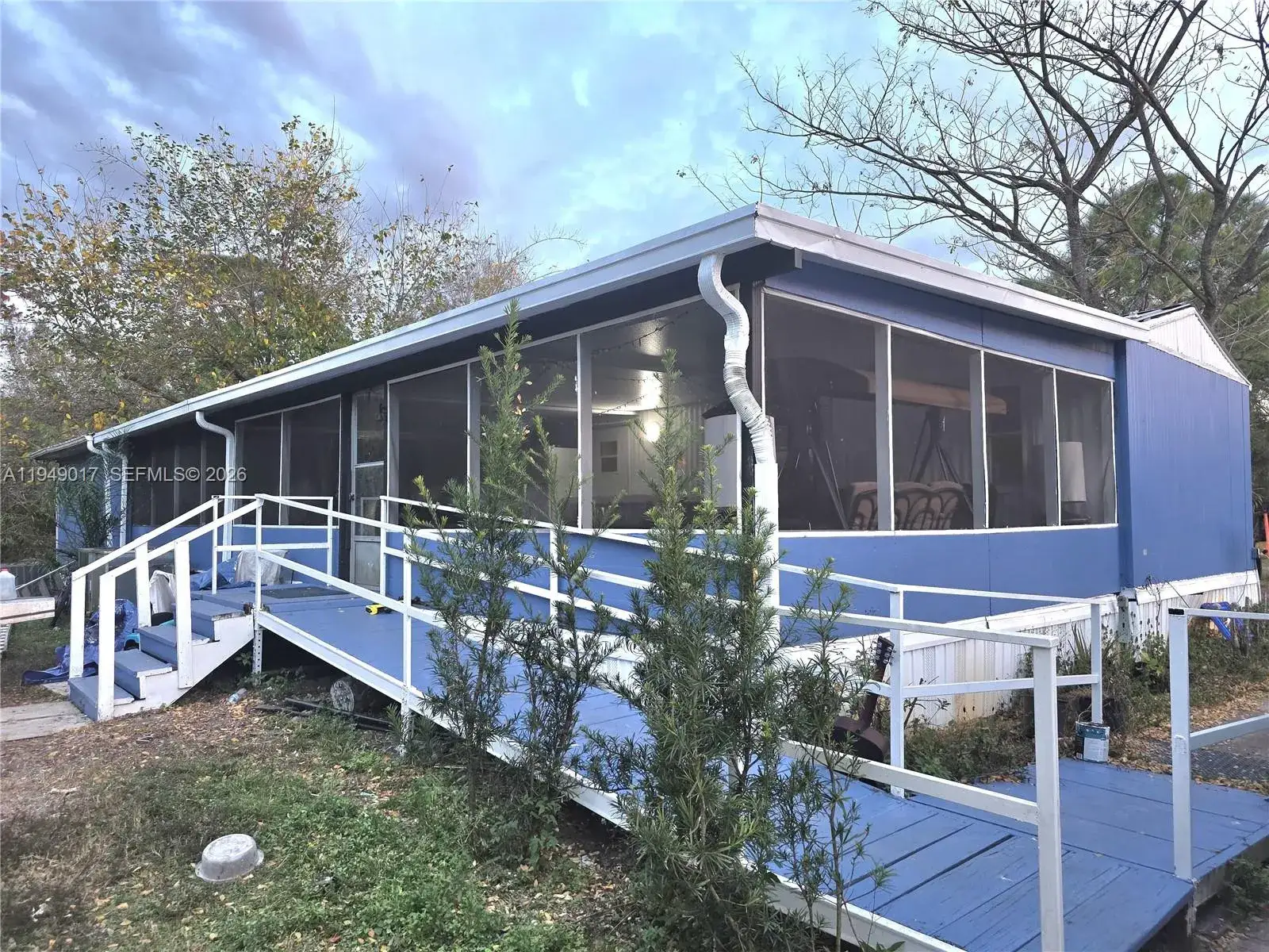 3 bedroom 2 bath Residential for sale at 575 VERO AVE, Clewiston FL 33440