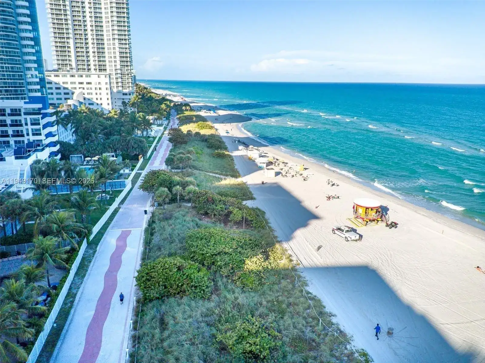 3 bedroom 2 bath Residential for sale at 6039 Collins Ave # 925, Miami Beach FL 33140