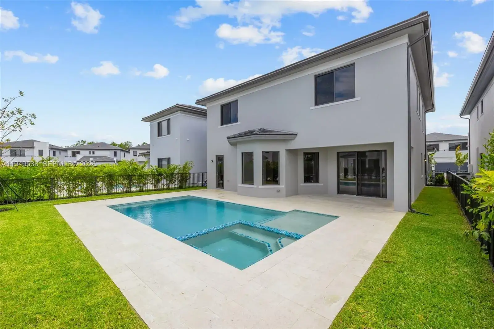5 bedroom 4 bath Residential Lease for rent at 19670 NE 14th Ct # 19670, Miami FL 33179