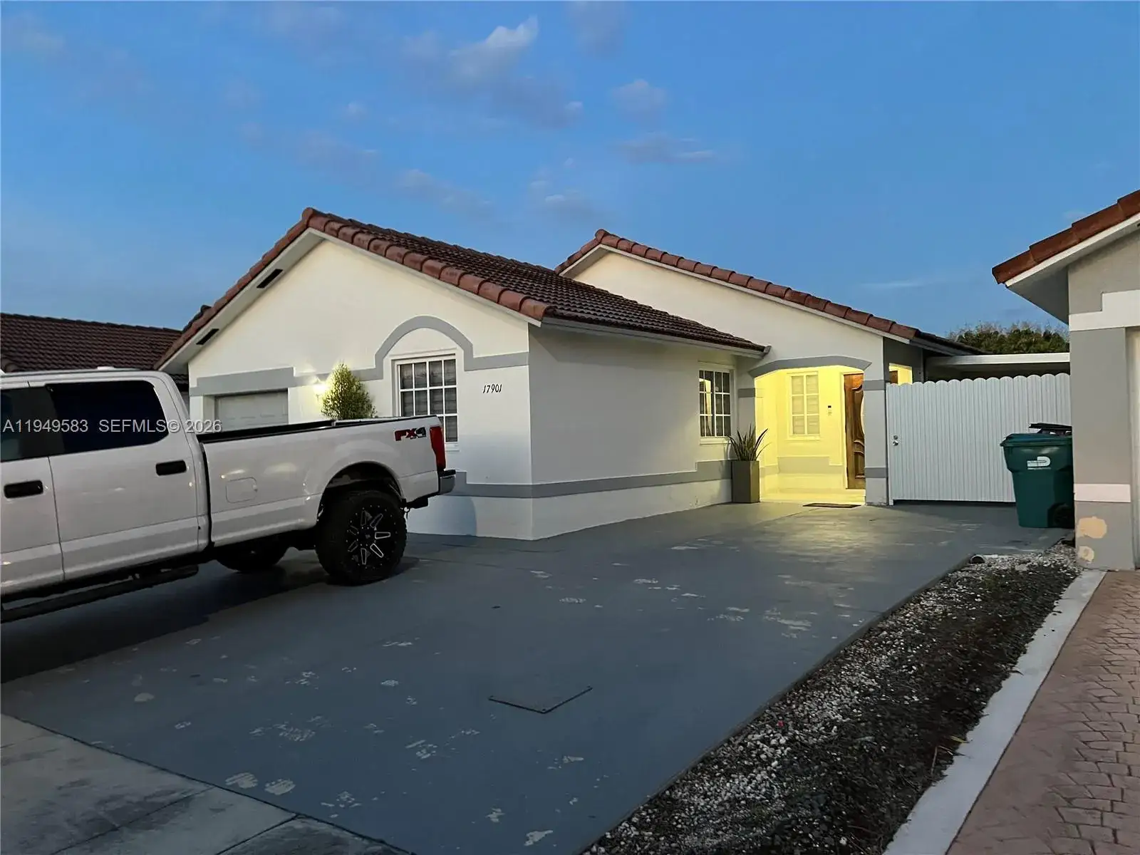 3 bedroom 2 bath Residential for sale at 17901 SW 144th Ave, Miami FL 33177