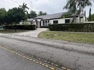 3 bedroom 3 bath Residential for sale at 10060 SW 122nd Ave, Miami FL 33186