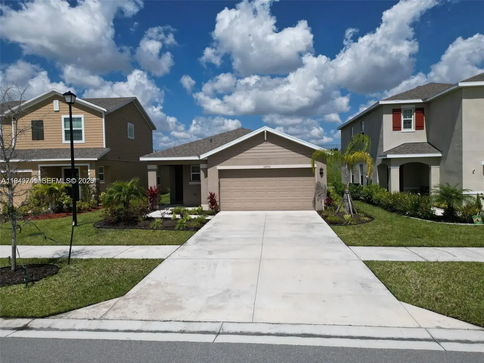 3 bedroom 2 bath Residential for sale at 10770 SW Vasari Way, Port St. Lucie FL 34987
