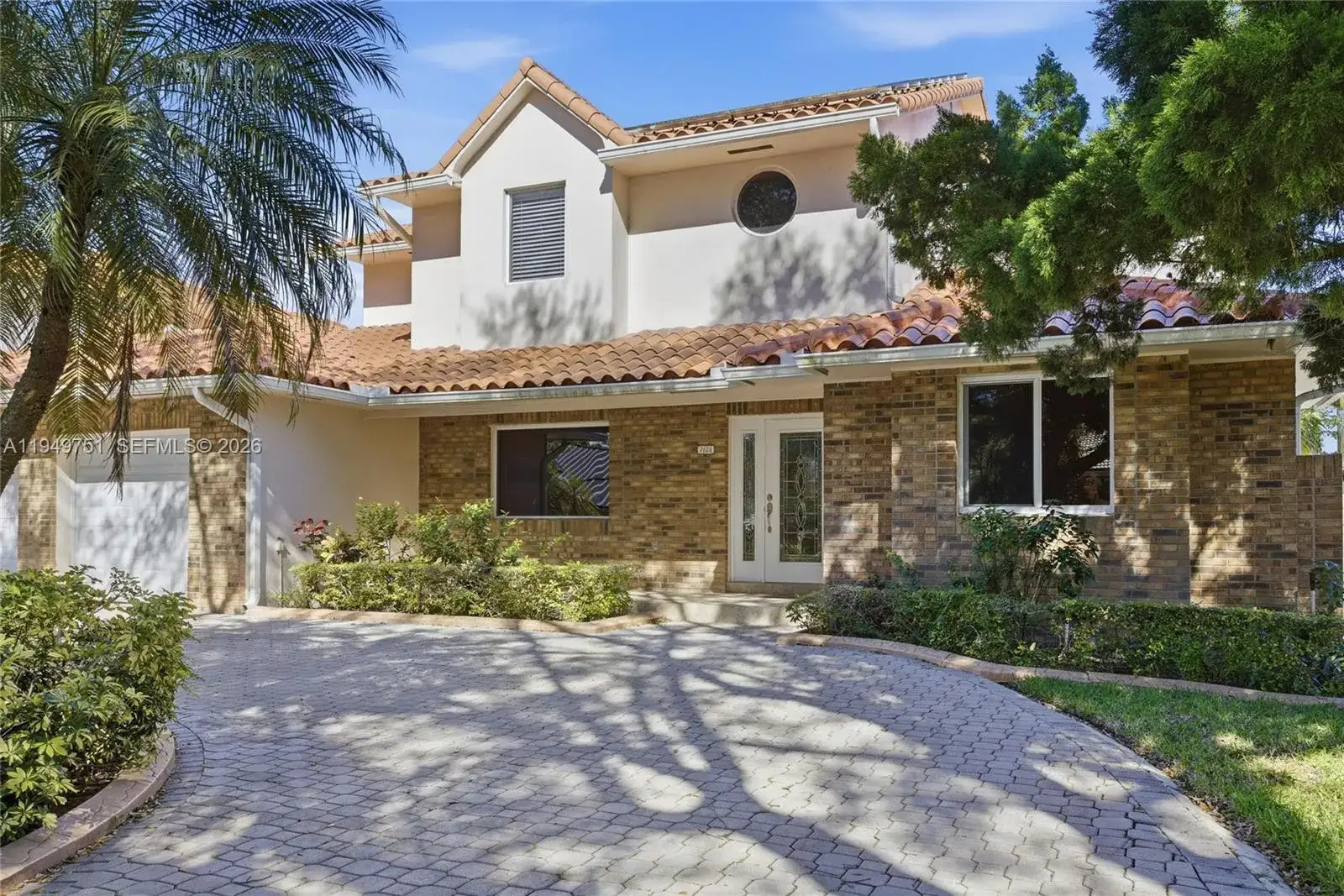 4 bedroom 4 bath Residential for sale at 7935 NW 162nd St, Miami Lakes FL 33016