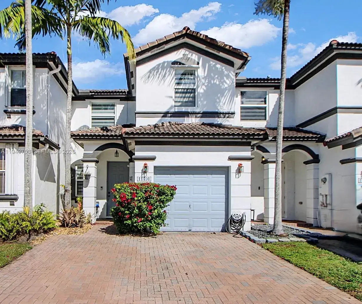 3 bedroom 2 bath Residential for sale at 11491 NW 78th Ter, Doral FL 33178