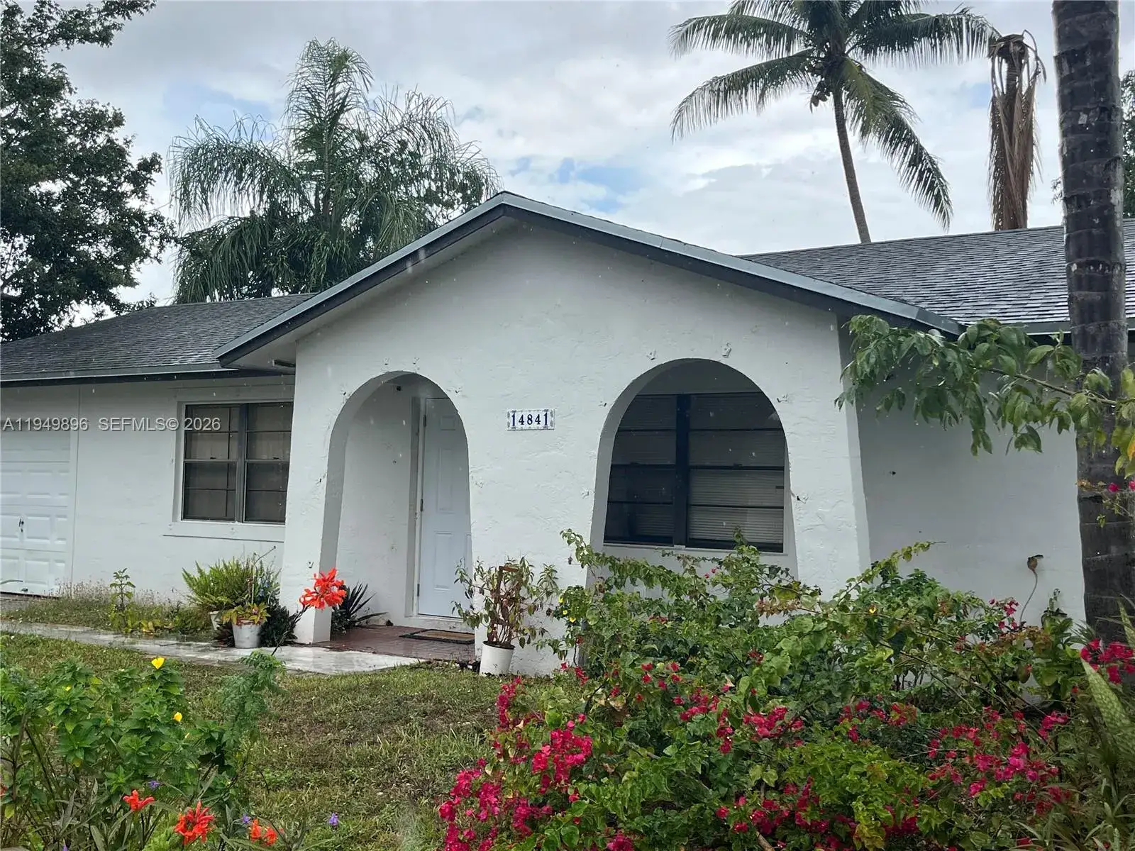 3 bedroom 2 bath Residential Lease for rent at 14841 SW 71st St, Miami FL 33193