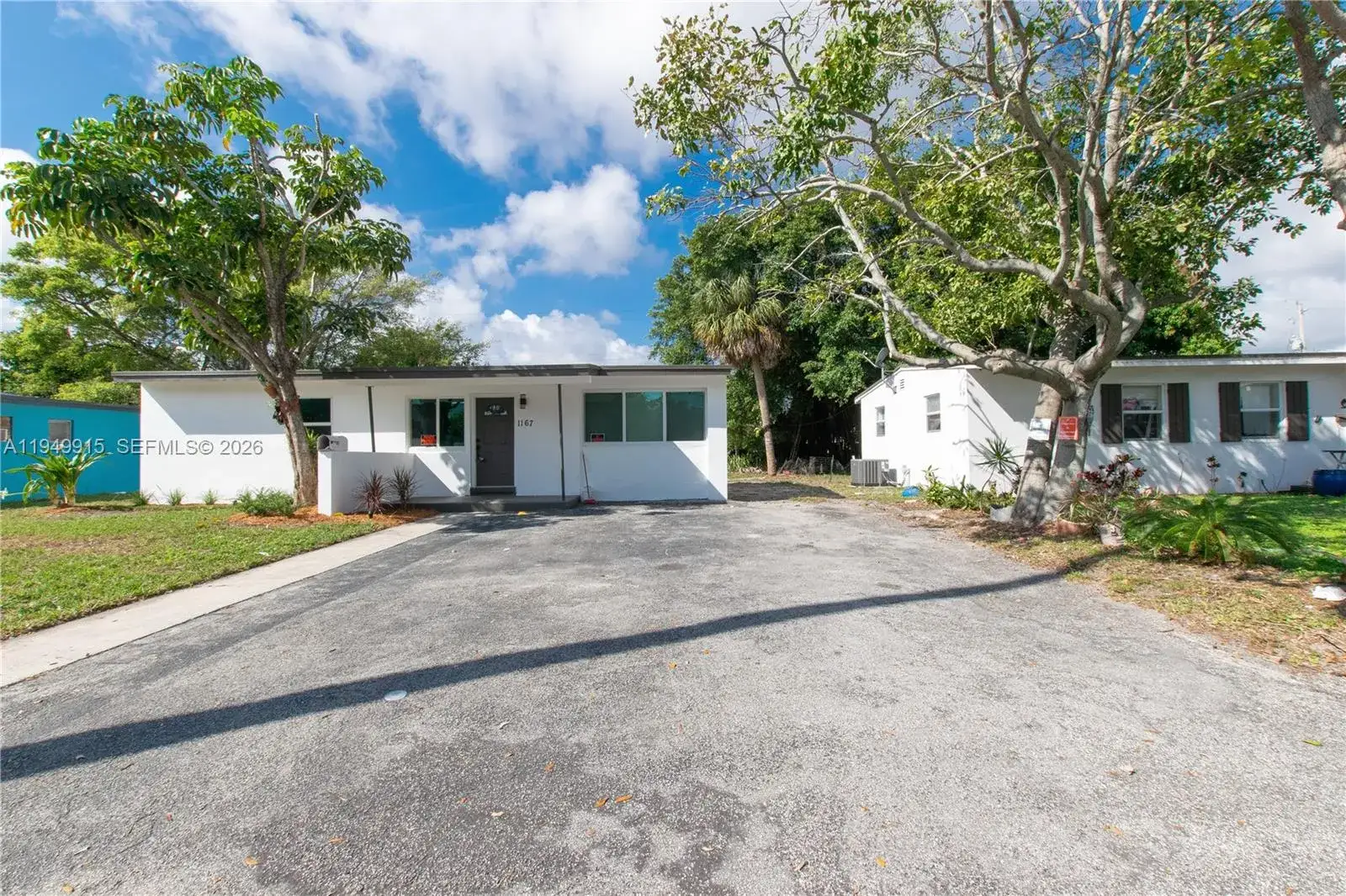 3 bedroom 2 bath Residential for sale at 1167 NW 9th Ave, Fort Lauderdale FL 33311