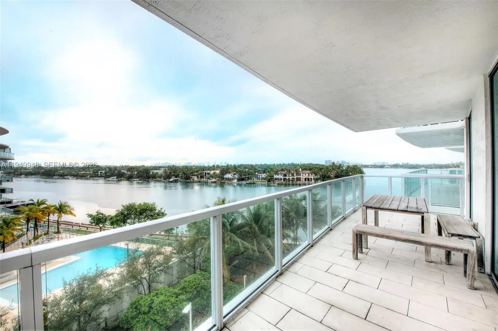 2 bedroom 2 bath Residential for sale at 6700 Indian Creek Dr # 604, Miami Beach FL 33141