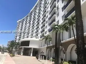 2 bedroom 2 bath Residential for sale at 6039 Collins Ave # 1131, Miami Beach FL 33140