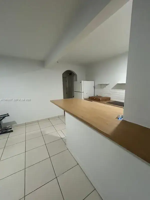 1 bedroom 1 bath Residential Lease for rent at 635 SW 16th Ave # 4, Miami FL 33135